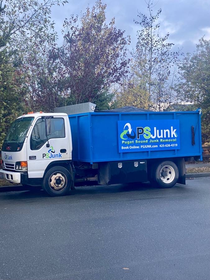 PS Junk Removal & Hauling Services In Redmond