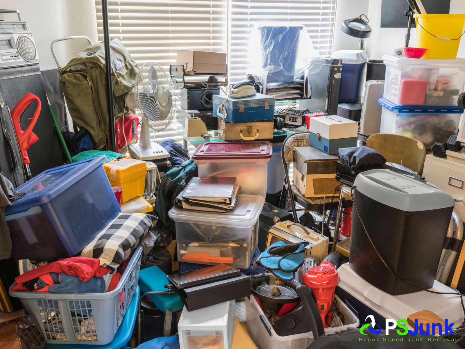 Year-Round Hoarder Clean Outs: Puget Sound Junk Removal to the Rescue